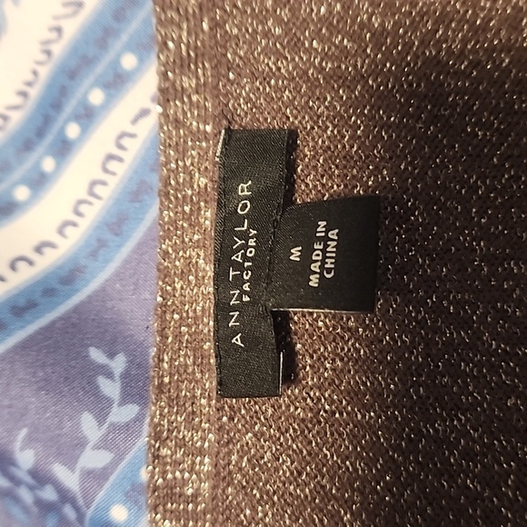 Sweater - Picture 3 of 3